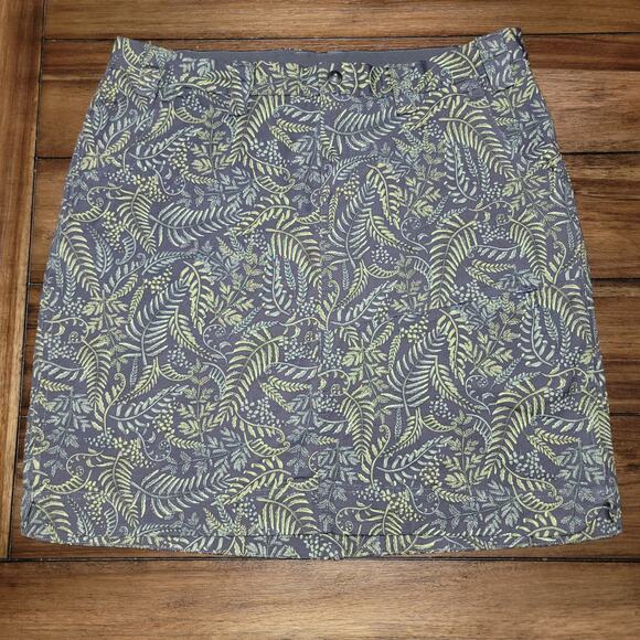Duluth Trading Co Green Leaves Skort - Size 16 - Picture 1 of 5
